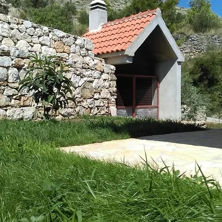 Apartman With A Parking Space Dugi Rat, Omis - 17287 Dugi Rat